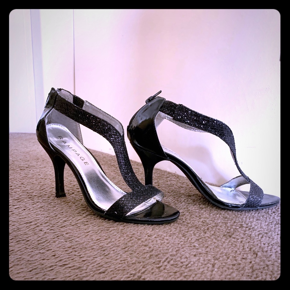 Women’s shoes
